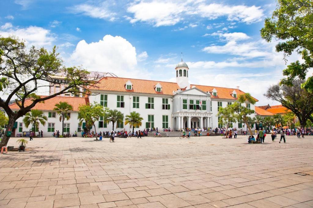 Hotel Golden Sky Pluit Dżakarta Zewnętrze zdjęcie