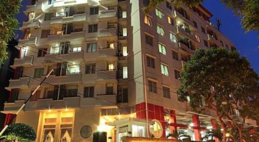 Hotel Golden Sky Pluit Dżakarta Zewnętrze zdjęcie
